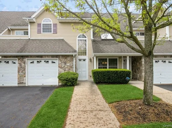 156 Christine Drive, Dix Hills, NY 11746