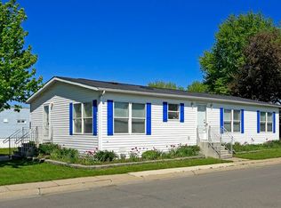 17059 Dalworth St, Macomb, MI
