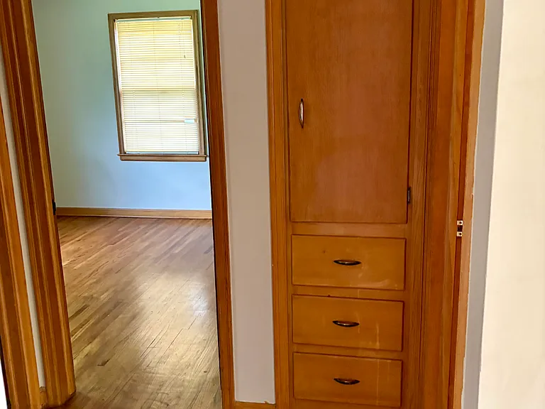 870 S Whittier Rd — Photo 8