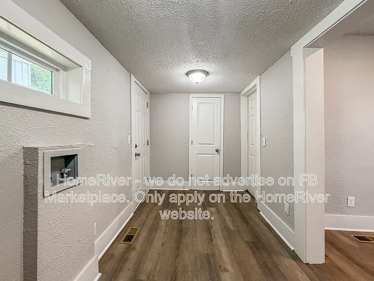 1218 Boyer St — Photo 14