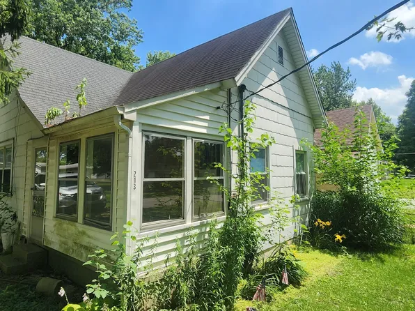 213 N Manifold St, Ingalls, IN 46048