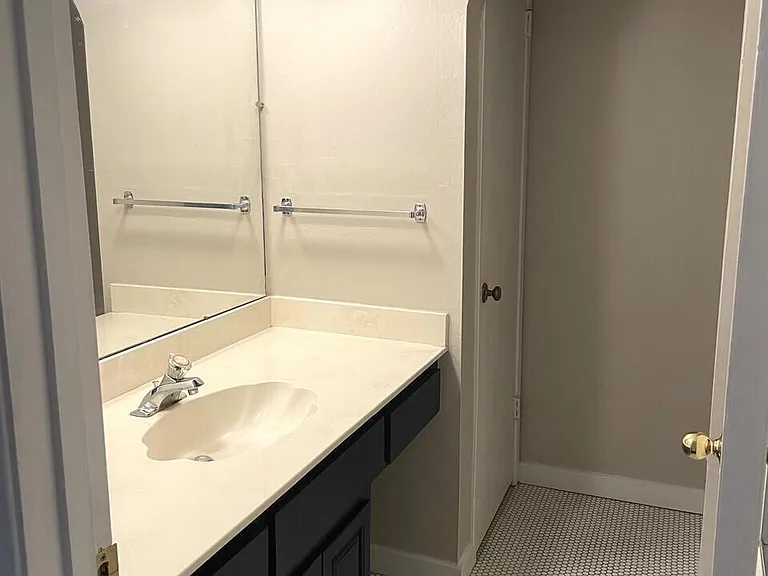3012 N 32nd St #20 — Photo 19