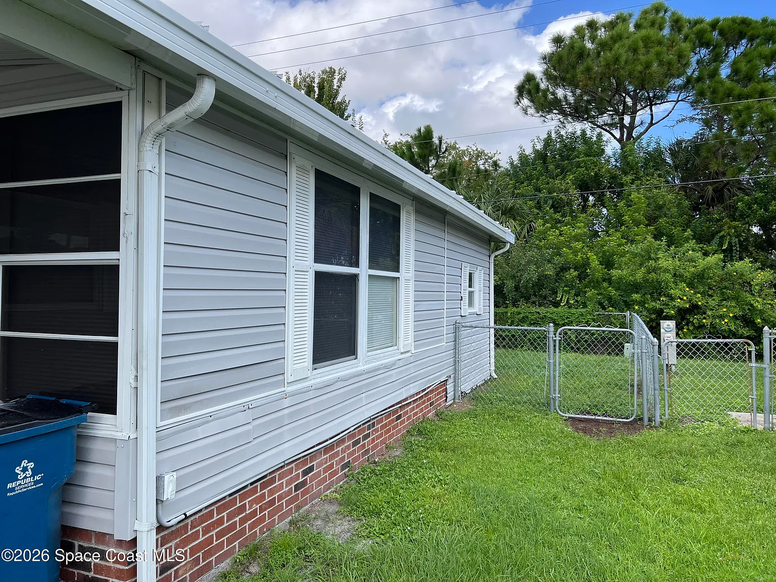 2 bed, 2.0 bath, 1099 sqft, $1,600 — Photo 4