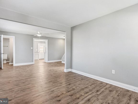 4th image of 522 S High St