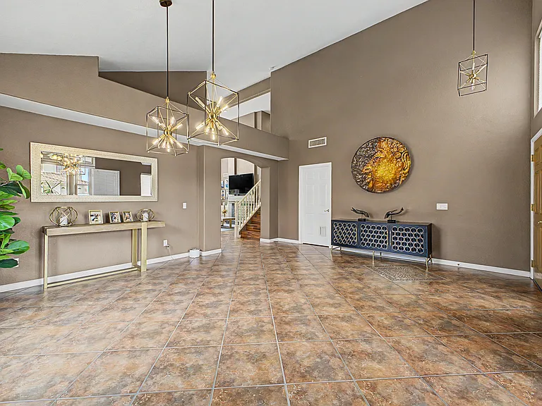 12410 N Echo Valley Dr — Photo 5
