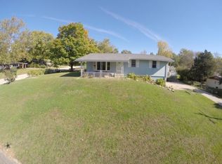 2141 W Orlando Dr, Peoria, IL 61614