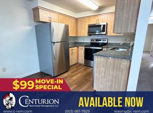907 Bryan Ct, Silverton, OR