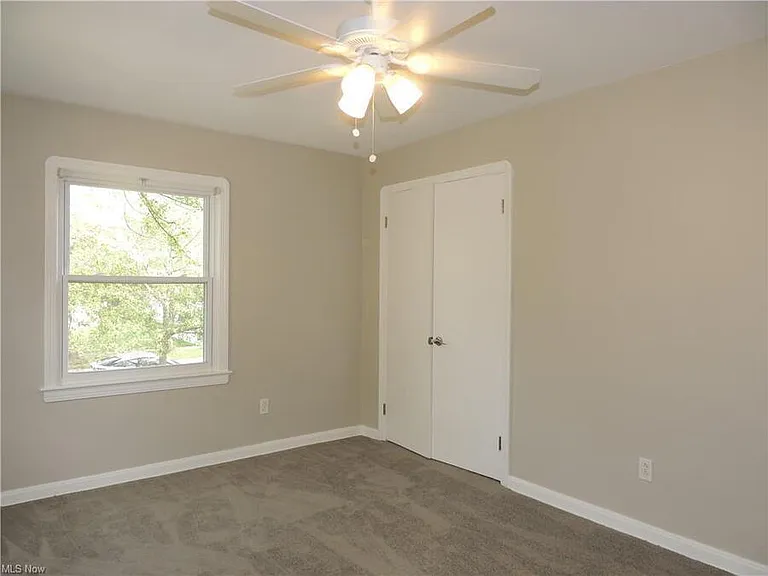 7366 Parma Park Blvd — Photo 16