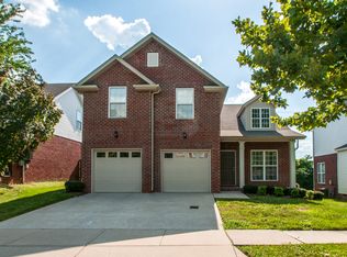 6876 Bridgewater Dr, Nashville, TN 37221