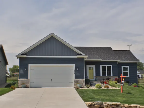 404 Teri Lee Ln, Orfordville, WI 53576