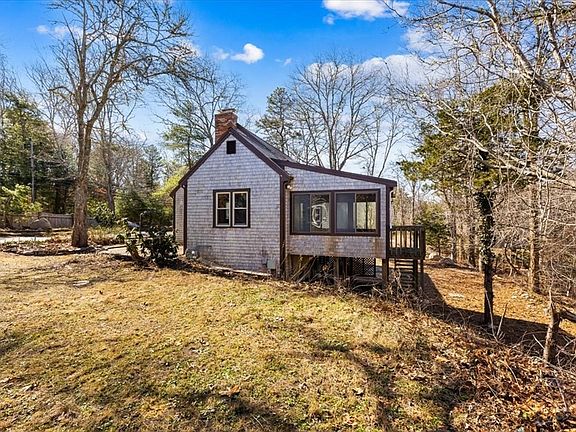 5th image of 1094 County Rd