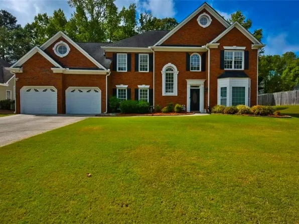 1065 Bentbrooke Ct, Lawrenceville, GA 30043