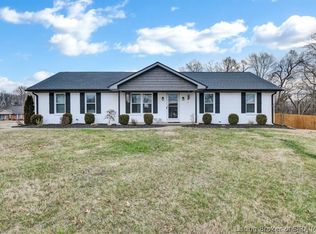 7737 Four Leaf Dr, Greenville, IN 47124