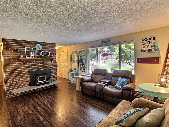 3rd image of 3003 Alderbrook Ct S