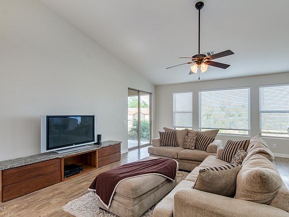 5th image of 6131 S Sage Way