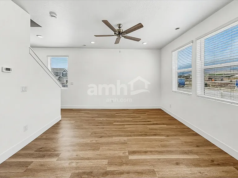 5498 W Damfield Ln — Photo 7