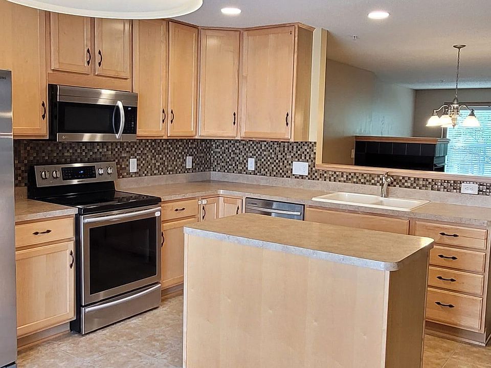 1st image of 897 Ledgestone Dr