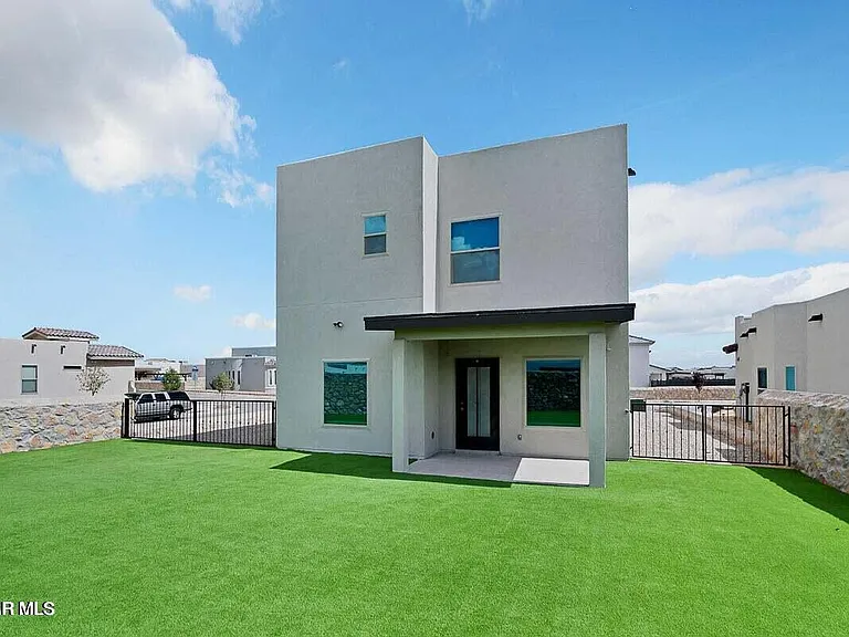 12661 Kingsbury Ave — Photo 15
