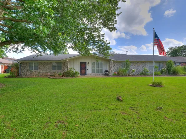 229 N Choctaw Ct, Claremore, OK 74017