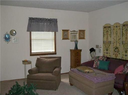 2nd image of 211 Northview Ave