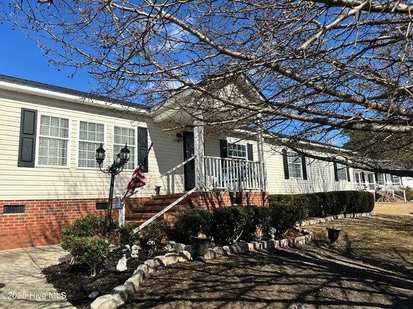 2910 Laurel Ridge Lane, Kinston, NC 28504