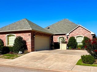 10252 Bald Cypress Dr, Oklahoma City, OK 73120