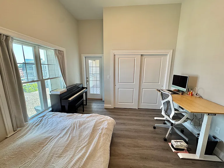 320 Middlesex Ave #D-405 — Photo 20