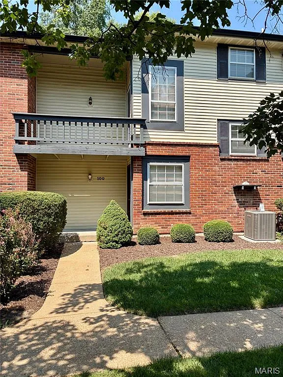 3 bed, 4.0 bath, 1944 sqft, $2,150 — Photo 1