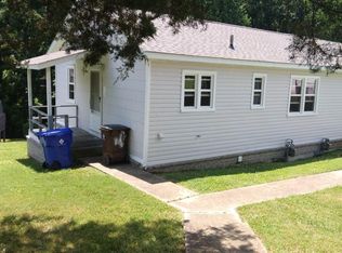 125 N Hollywood Cir, Oak Ridge, TN 37830