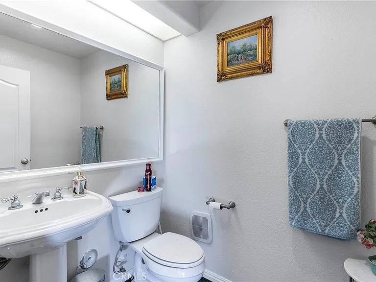 7371 Westcliff Dr — Photo 18