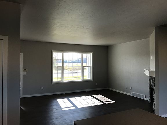 2nd image of 4612 Stillmeadow Cir