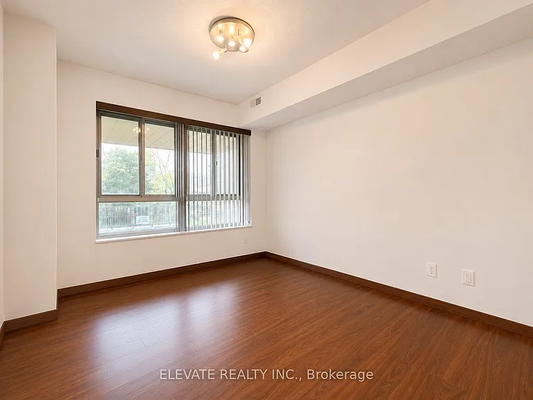15 Maplewood Ave #203 — Photo 8