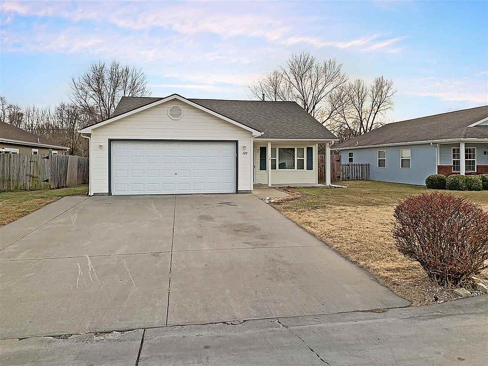 2nd image of 122 Kopp Dr
