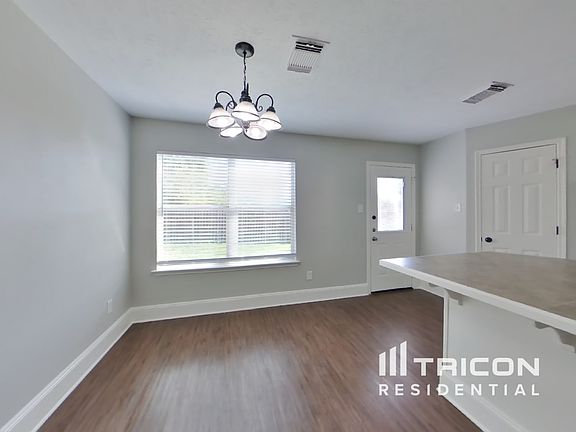 3rd image of 18432 Sunrise Oaks Ct