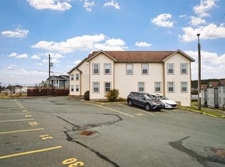 1533 Topsail Rd #204, Paradise, NL A1L0E7