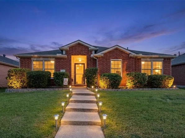 305 Cobblestone Dr, Wylie, TX 75098