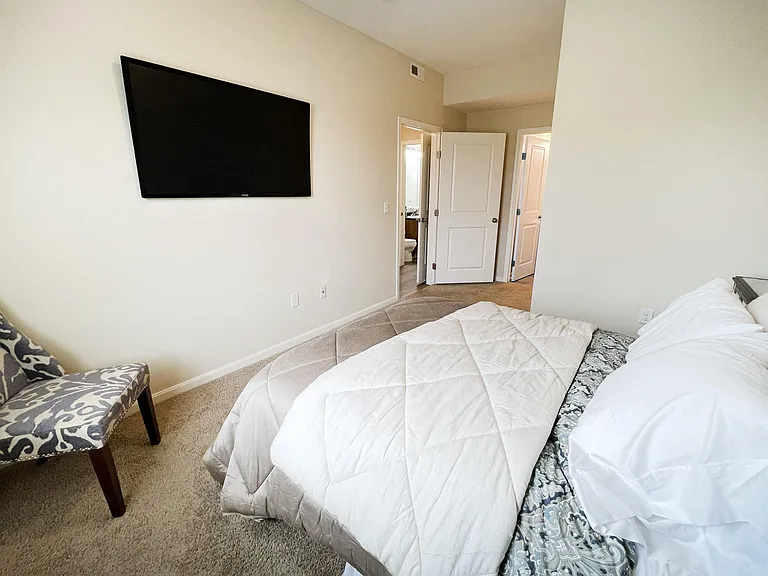 Residences at Northgate Crossing — Photo 15