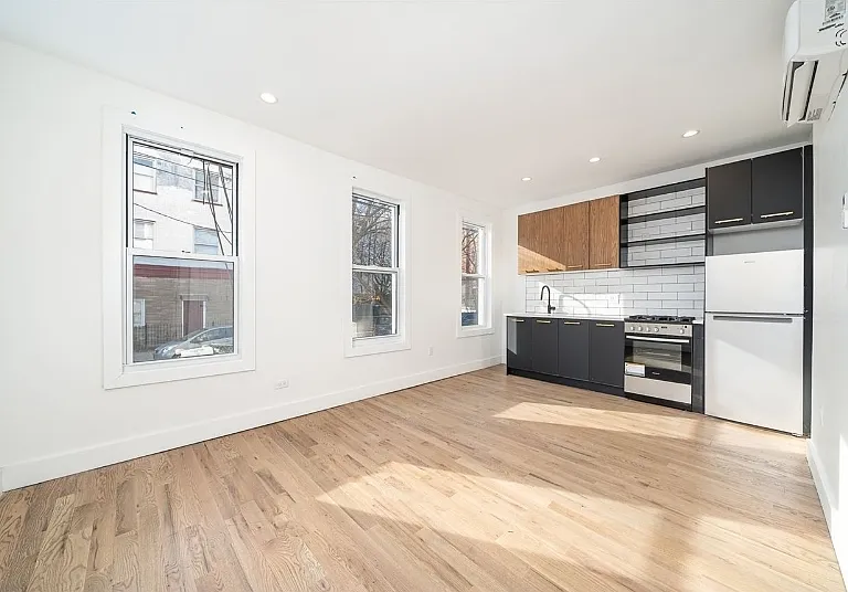68 Lafayette St #1E — Photo 3