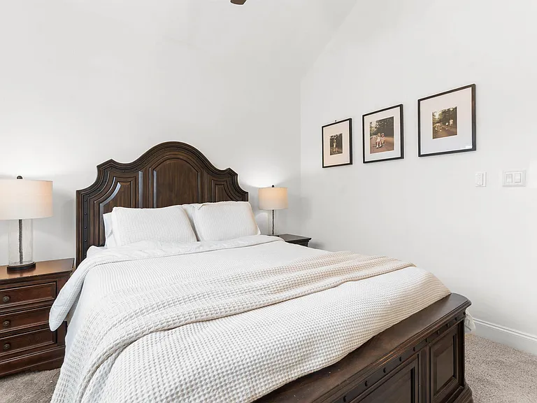 107 Hampton Meadows Dr — Photo 40
