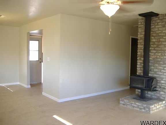 4th image of 5210 S La Cuadra Dr