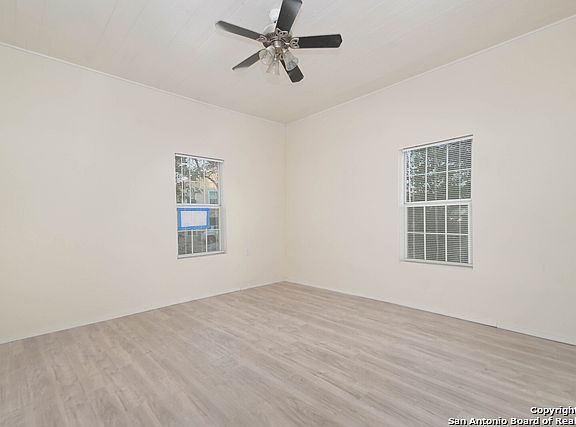 4th image of 1218 N NAVIDAD ST