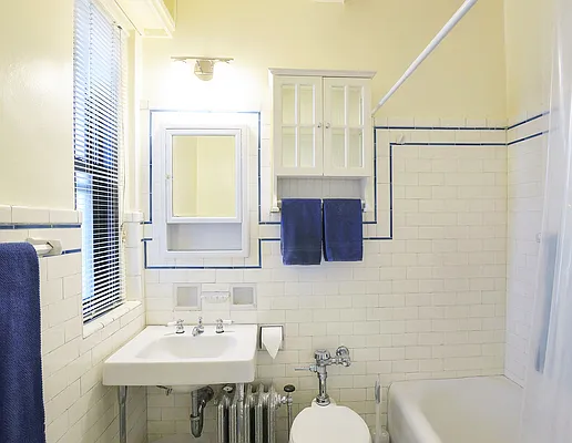 Rented by Bond New York | media 22