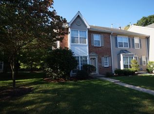 141 Lindsey Ct #321, Franklin Park, NJ 08823
