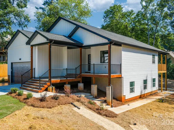 4204 9th St NE, Hickory, NC 28601