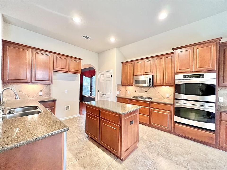 1st image of 9117 Laguna Woods Dr