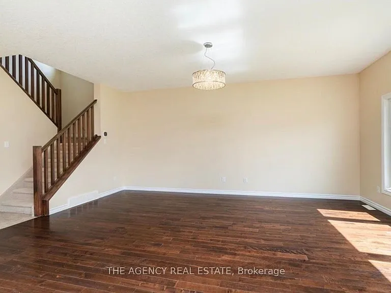 960 Bitterbush Cres #30 — Photo 6