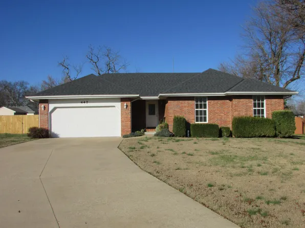 447 W Logan Street, Republic, MO 65738