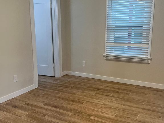 4th image of 4410 41st St #4410.5