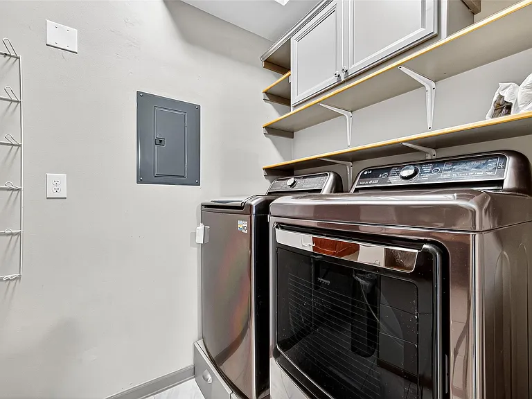 15068 Kimberley Ct — Photo 18