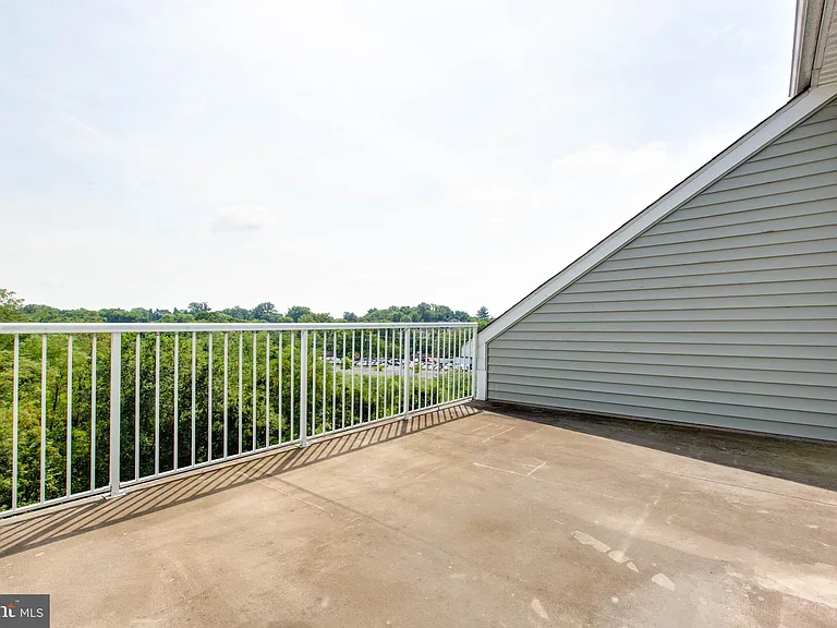 6227 Doctor Patel Dr — Photo 44